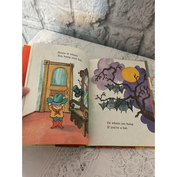 1984 Hardback There’s No Place Like Home By Marc Brown - Picture 5 of 8